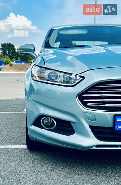 Ford Fusion  2014