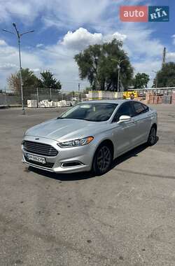 Ford Fusion  2015