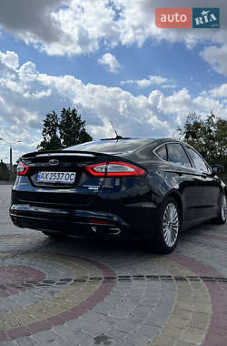 Ford Fusion  2016