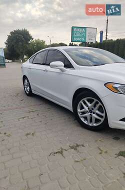 Ford Fusion  2015