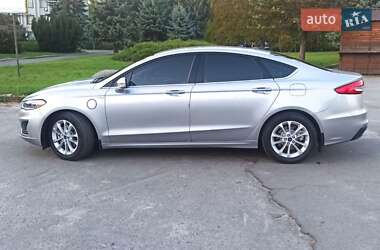 Ford Fusion  2019