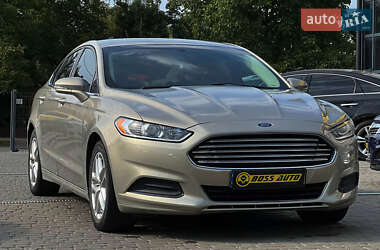 Ford Fusion  2015