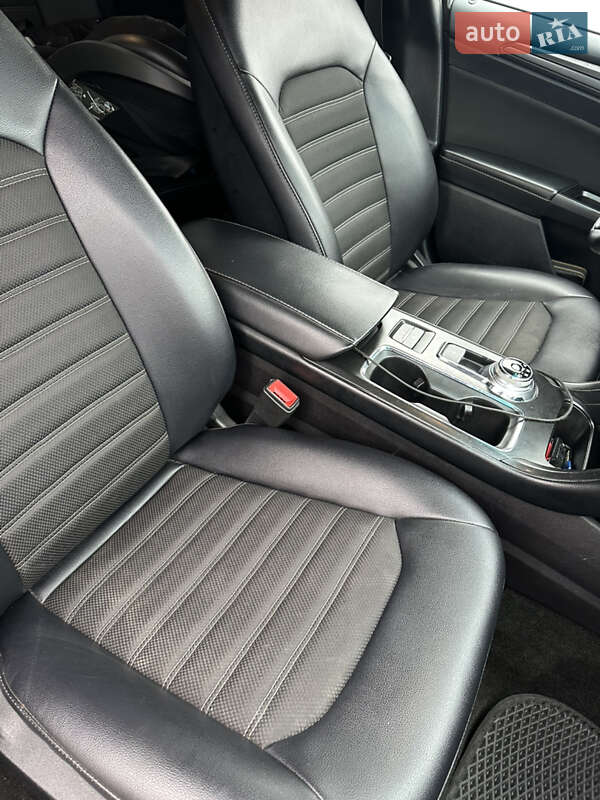 Седан Ford Fusion 2018 в Киеве