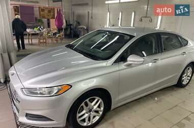 Ford Fusion 2014