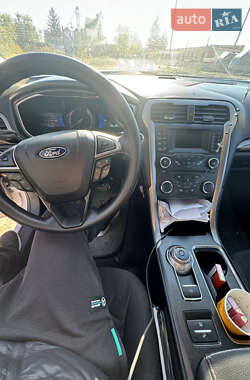 Ford Fusion  2016