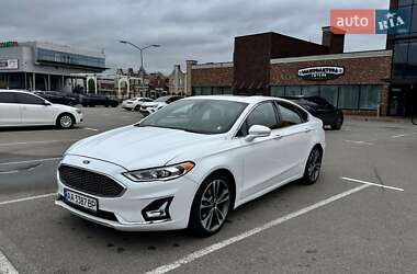 Ford Fusion  2019