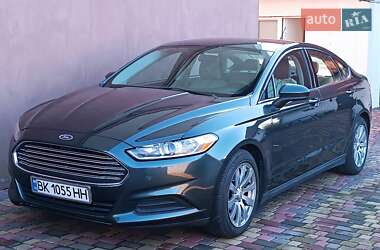Ford Fusion 2015