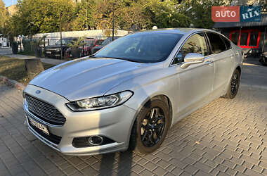 Ford Fusion  2016