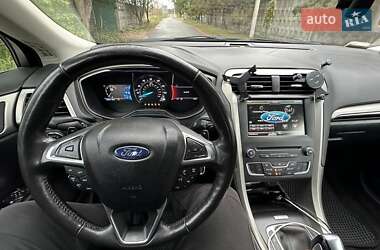 Ford Fusion  2015