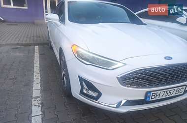 Ford Fusion  2019