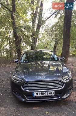 Ford Fusion  2015