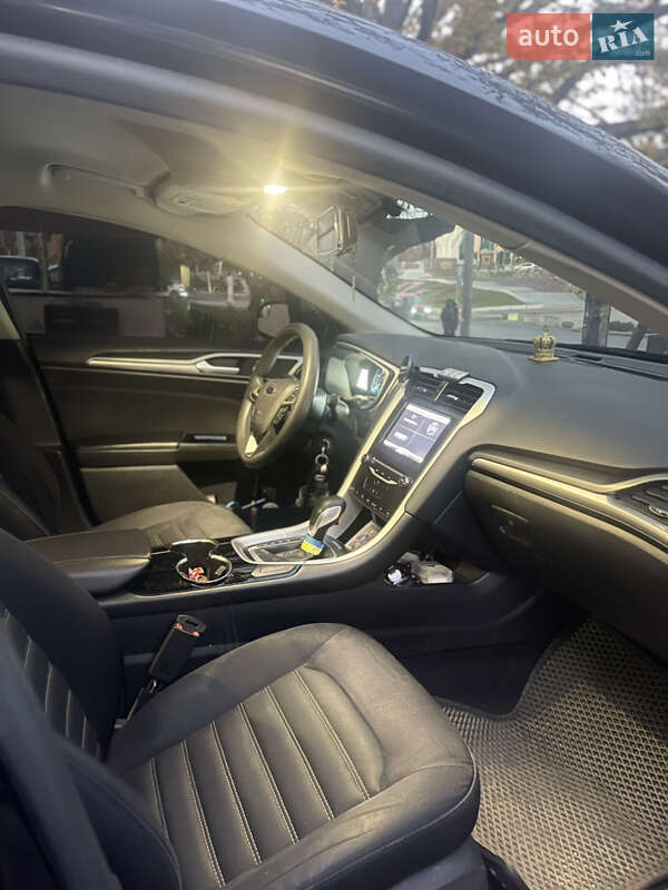Седан Ford Fusion 2014 в Одессе