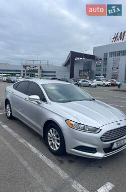 Ford Fusion  2015