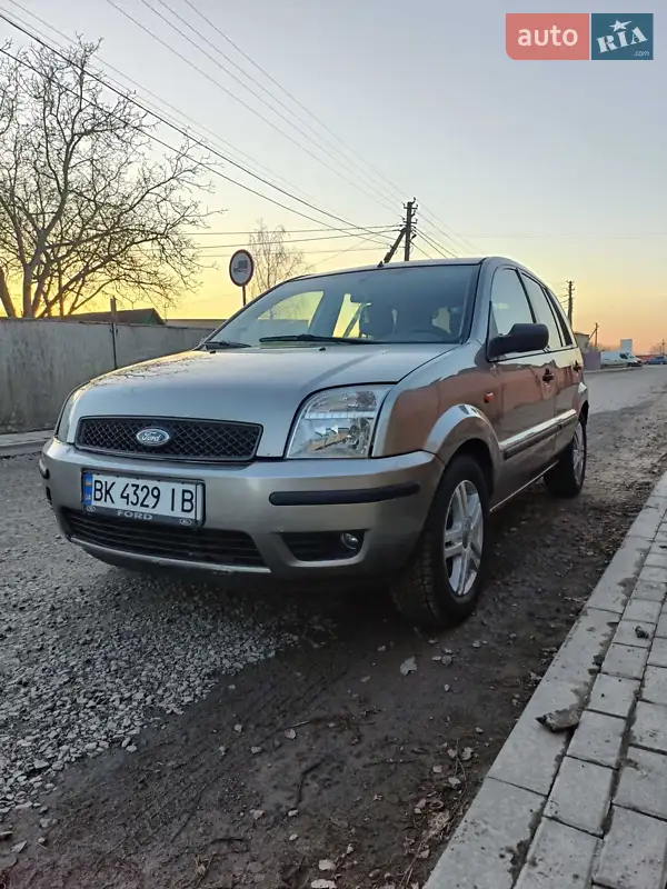 Ford Fusion 2003