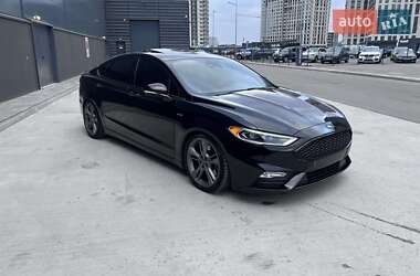 Седан Ford Fusion 2016 в Киеве