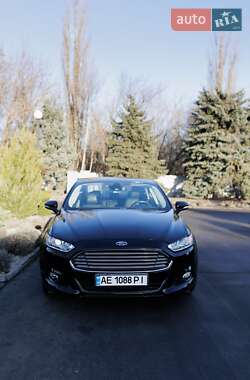Ford Fusion  2015