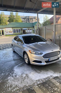 Ford Fusion  2014