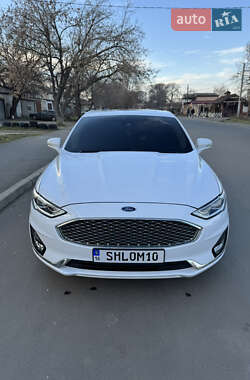 Ford Fusion  2019