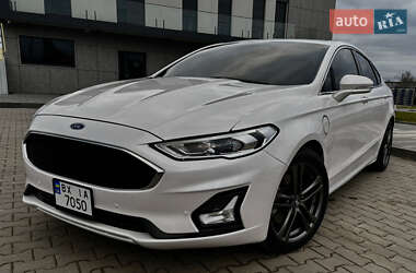 Ford Fusion 2020