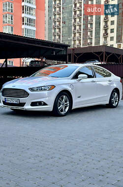 Ford Fusion  2015