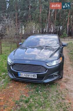 Ford Fusion  2015