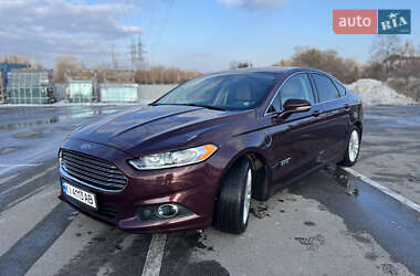 Ford Fusion  2013