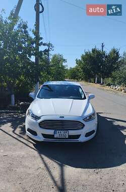 Ford Fusion  2013