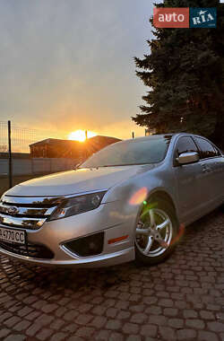 Ford Fusion  2012