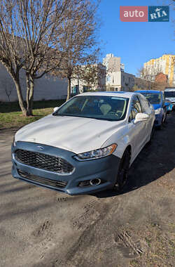 Ford Fusion  2015