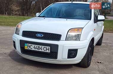 Ford Fusion  2010