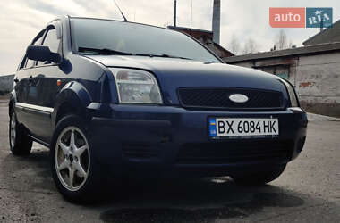 Ford Fusion  2004