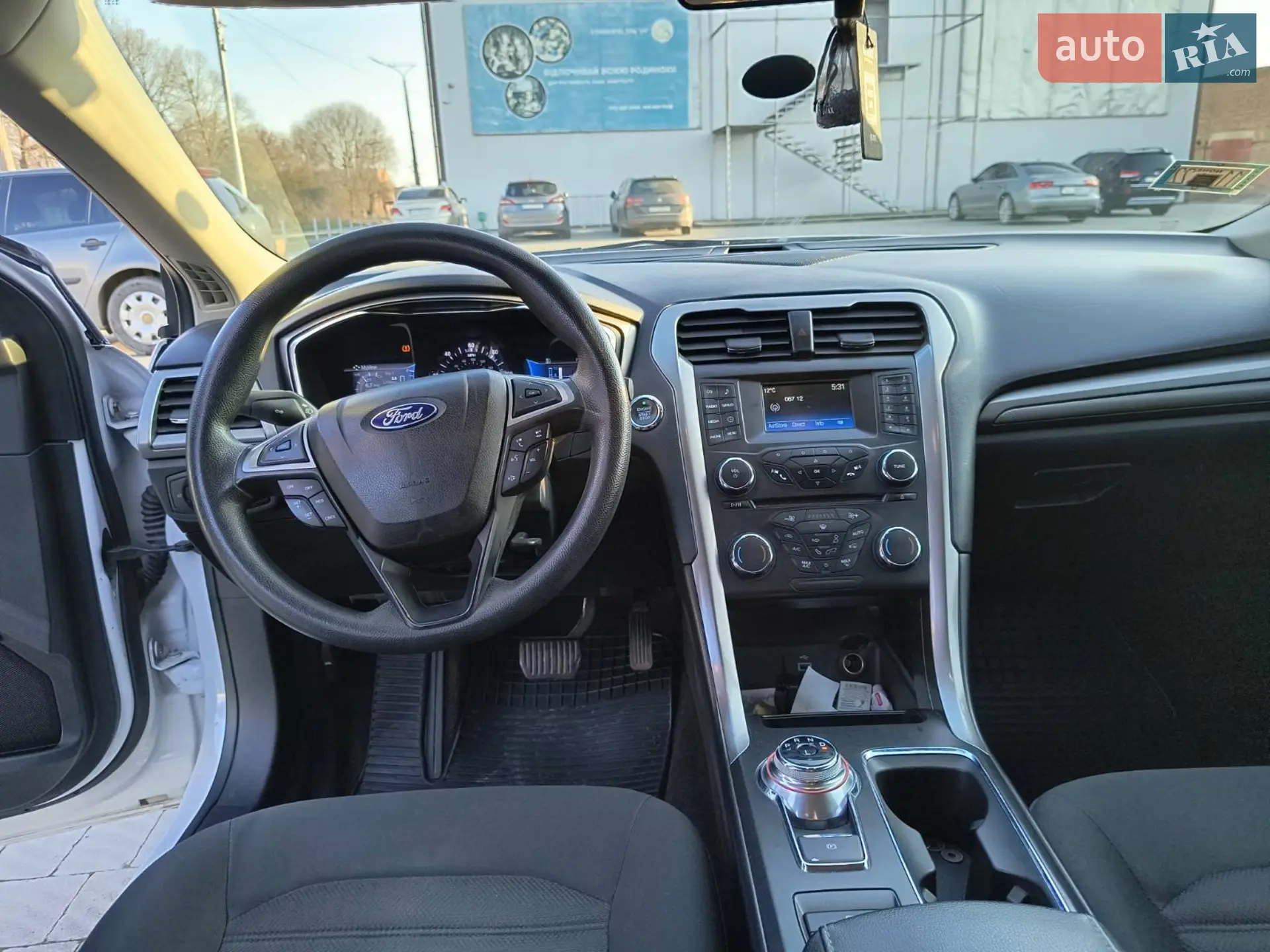 Ford Fusion 2017 VIN 3FA6P0LUXHR380910 фото оголошення 9 з 10