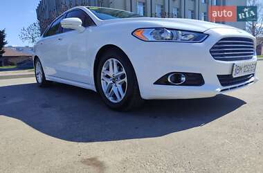 Ford Fusion  2015