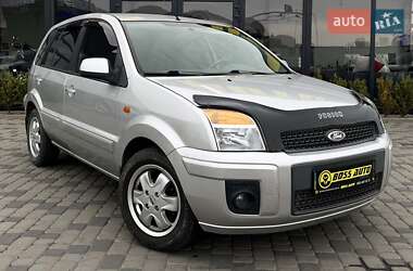 Ford Fusion  2011