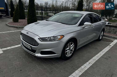 Ford Fusion  2014