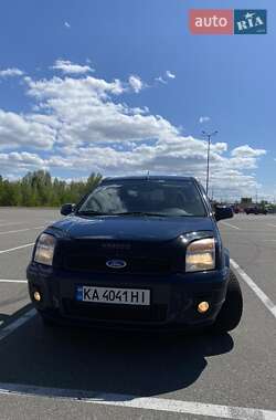Ford Fusion  2011