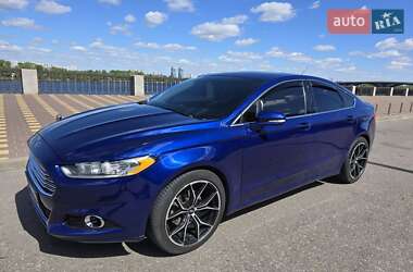 Ford Fusion  2016