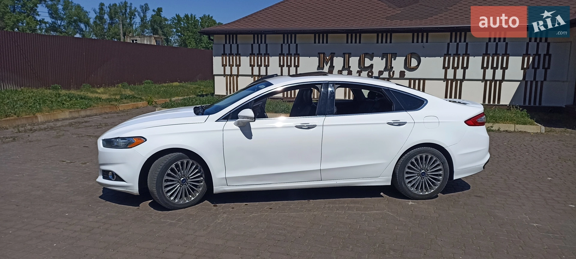 Ford Fusion, 2013
