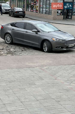 Ford Fusion  2013