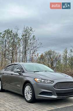Ford Fusion  2014