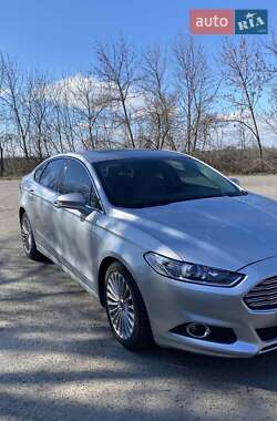Ford Fusion  2015