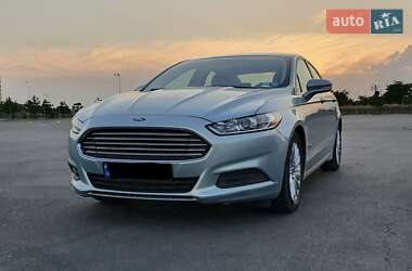 Ford Fusion  2012