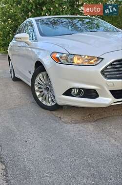 Ford Fusion 2013