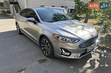 Ford Fusion 2020