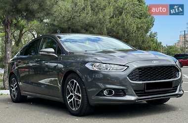 Ford Fusion  2015
