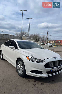 Ford Fusion  2013