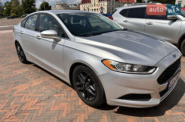 Ford Fusion  2015