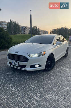 Ford Fusion  2013