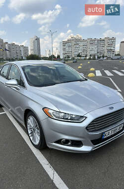 Ford Fusion  2013