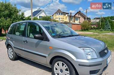 Ford Fusion  2004